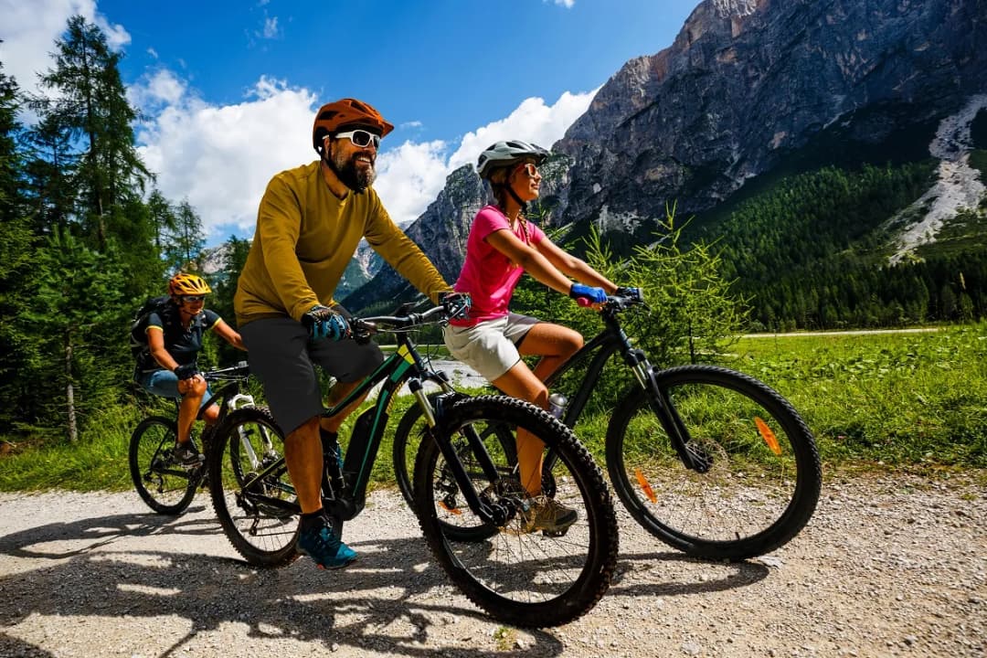 Górskie trasy rowerowe w Polsce: najpiękniejsze szlaki i trasy dla każdego