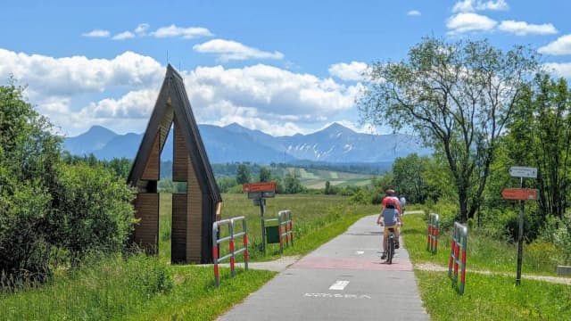 Trasa rowerowa Nowy Targ Trstena - łatwa i rodzinna przygoda na rowerze